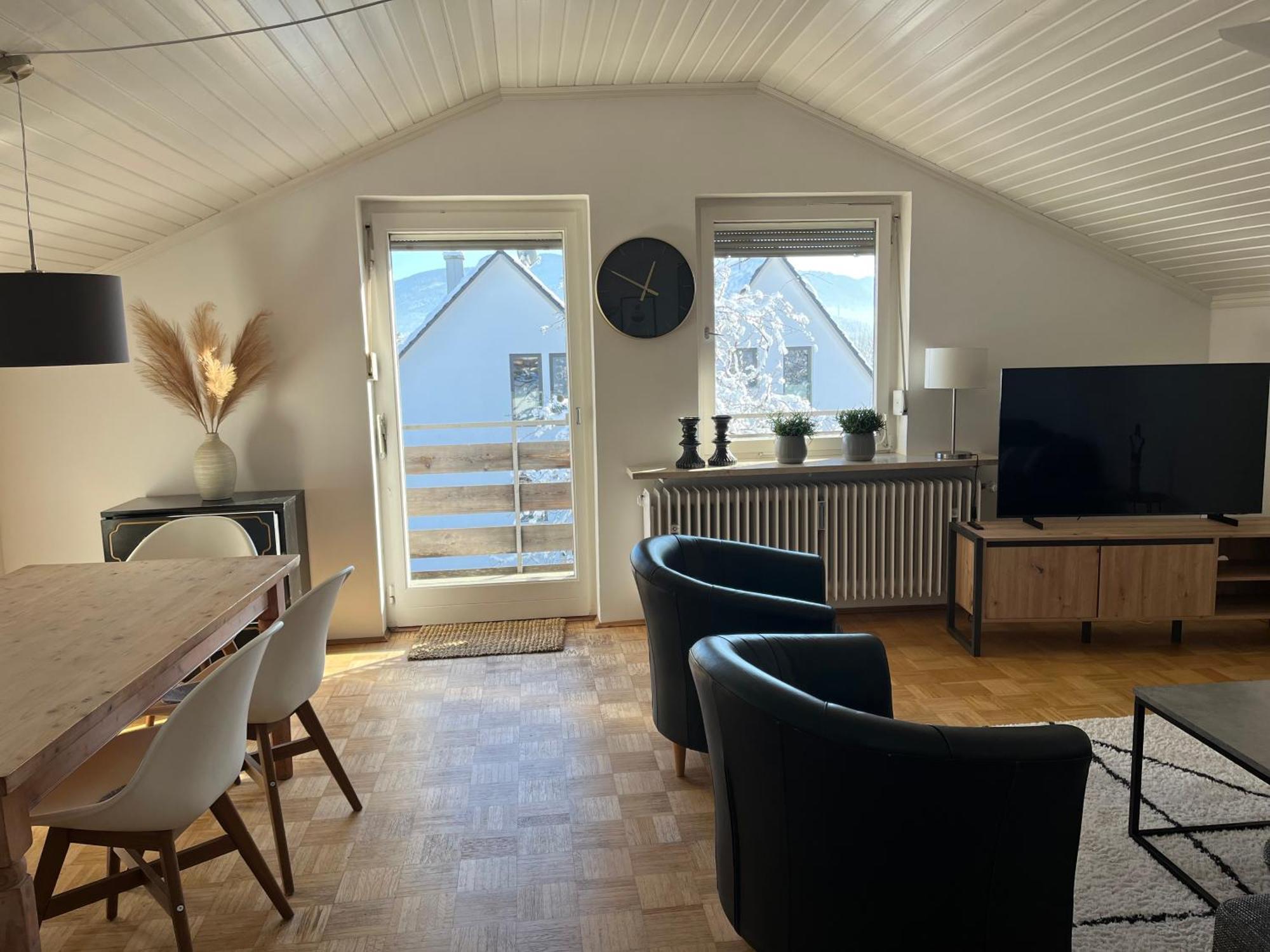 Helle, Ruhige Ferienwohnung Mit Balkon บัดเทิลซ์ ภายนอก รูปภาพ